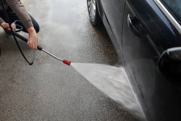 Best House Pressure Washing  in Quinebaug, CT